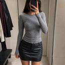camiseta-feminina-manga-longa-basica-elastica-slim-decote-redondo-casual-para-outono-e-inverno-cor-01-cinza